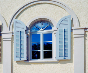 klappfensterladen